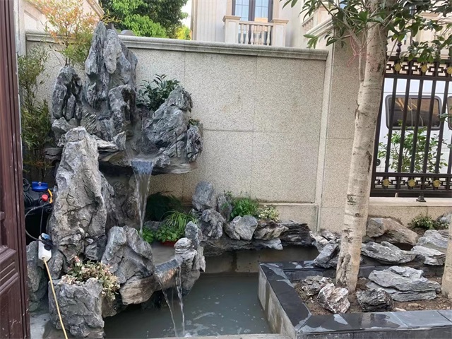 广州庭院假山鱼池的方位